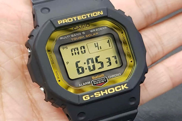 dong ho g shock nam chinh hang gia re uy tin tai long an gw-b5600bc den vien vang danh cho tay nho va vua